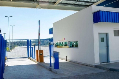 Depósito-Galpão, 1650 m² - Foto 1