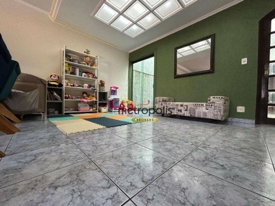 Sobrado, 4 quartos, 270 m² - Foto 3