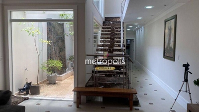 Sobrado, 3 quartos, 242 m² - Foto 2