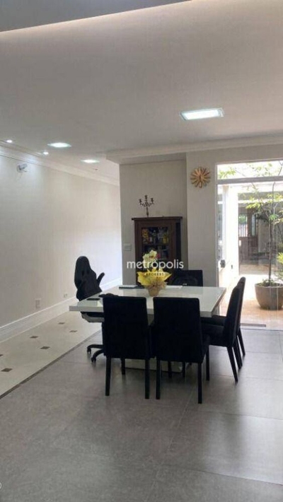 Sobrado, 3 quartos, 242 m² - Foto 3