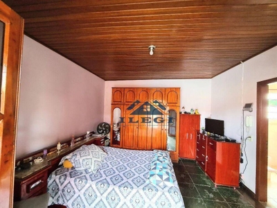 Casa, 3 quartos, 246 m² - Foto 3