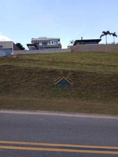 Loteamento e Condomínio, 800 m² - Foto 1