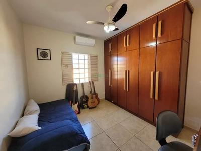 Casa, 4 quartos, 200 m² - Foto 3