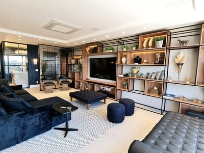 Apartamento, 4 quartos, 232 m² - Foto 2