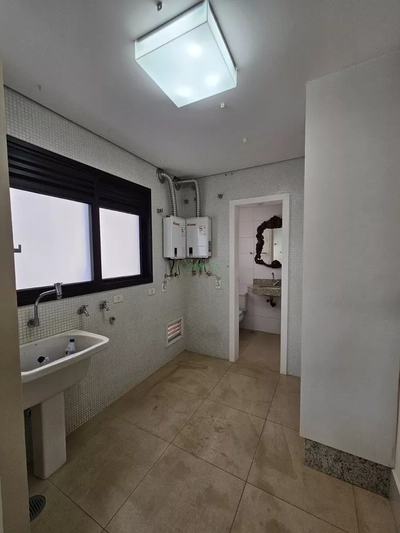 Apartamento, 3 quartos, 186 m² - Foto 1