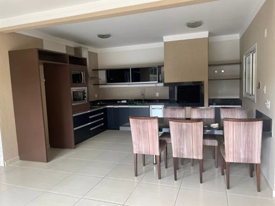 Casa, 4 quartos, 270 m² - Foto 2