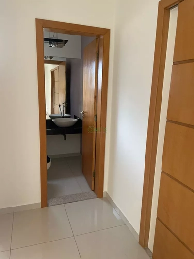 Casa, 4 quartos, 270 m² - Foto 4