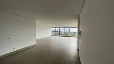 Apartamento, 3 quartos, 232 m² - Foto 2