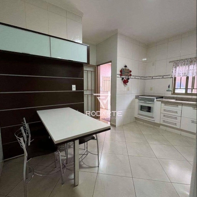 Casa, 4 quartos, 265 m² - Foto 4