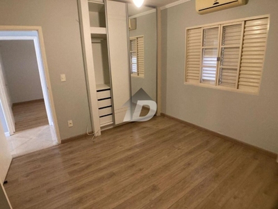 Casa, 5 quartos, 217 m² - Foto 3