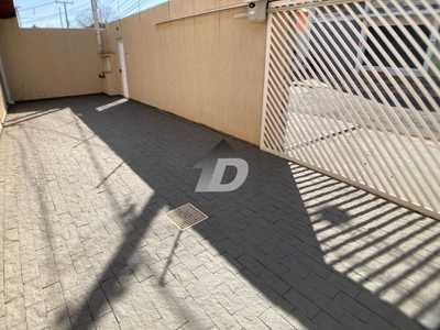 Casa, 5 quartos, 217 m² - Foto 1