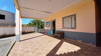 Chácara, 2 quartos, 375 m² - Foto 1