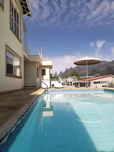 Casa, 4 quartos, 253 m² - Foto 4