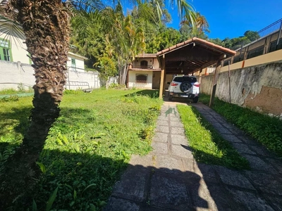 Casa, 4 quartos, 288 m² - Foto 1