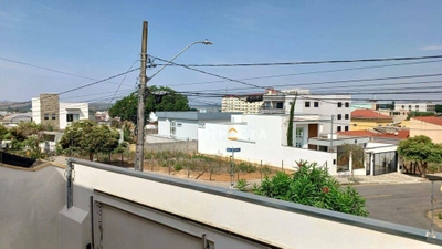 Casa, 4 quartos, 300 m² - Foto 2