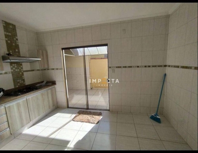 Casa, 3 quartos, 147 m² - Foto 2