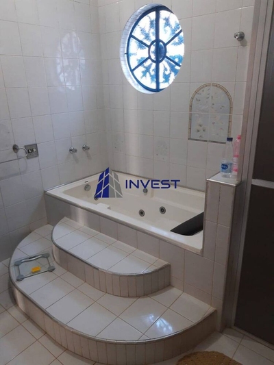 Casa, 4 quartos, 310 m² - Foto 2