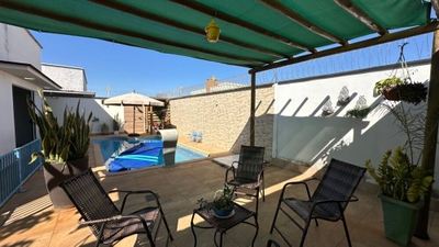 Casa, 3 quartos - Foto 2