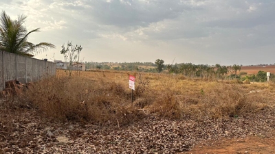 Terreno, 240 m² - Foto 1