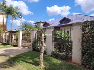 Chácara, 5 quartos, 2500 m² - Foto 1