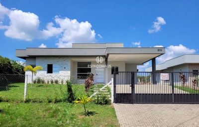 Chácara, 3 quartos, 1000 m² - Foto 1