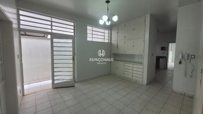Casa Comercial, 527 m² - Foto 1