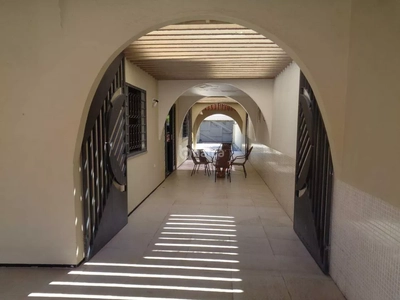 Casa, 4 quartos, 322 m² - Foto 3