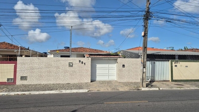 Casa, 3 quartos, 105 m² - Foto 1