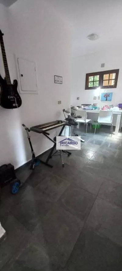 Sobrado, 4 quartos, 428 m² - Foto 4