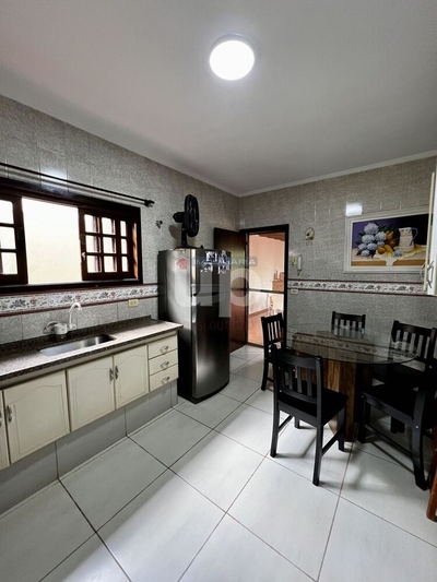 Casa, 4 quartos, 132 m² - Foto 2