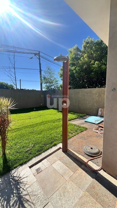 Chácara, 3 quartos, 900 m² - Foto 2