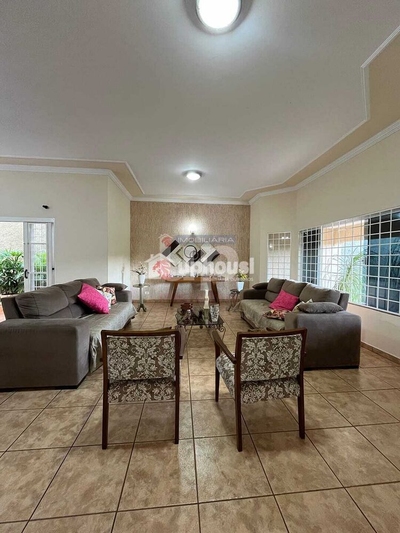 Casa, 3 quartos, 460 m² - Foto 2