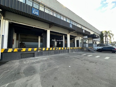Depósito-Galpão, 710 m² - Foto 1