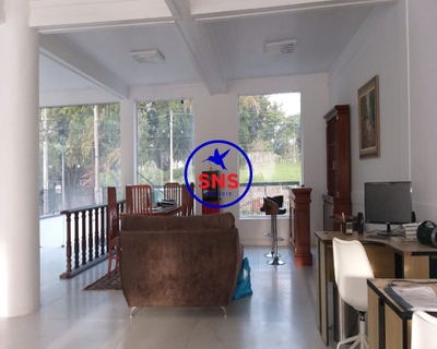 Prédio Inteiro, 300 m² - Foto 1