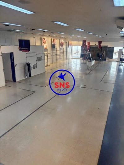 Loja-Salão, 2700 m² - Foto 2