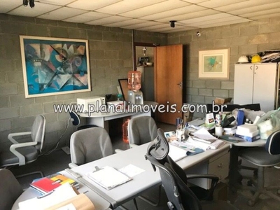 Prédio Inteiro, 850 m² - Foto 1