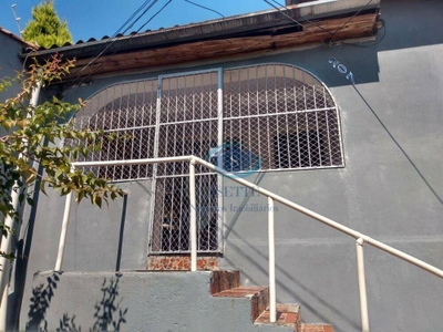 Casa, 2 quartos, 270 m² - Foto 1