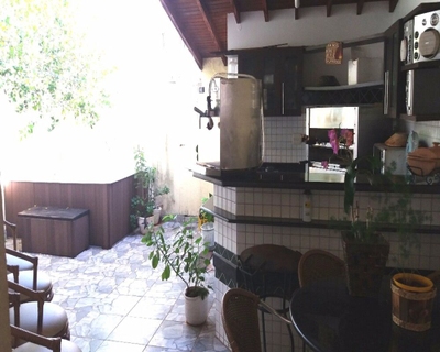 Casa, 4 quartos - Foto 1