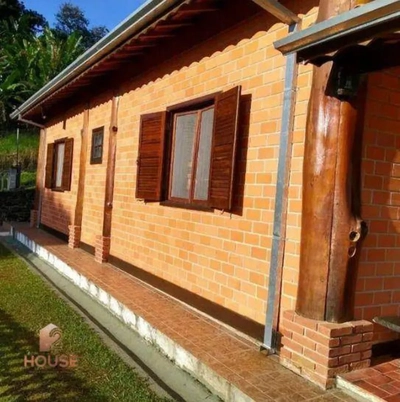 Chácara, 2 quartos, 2530 m² - Foto 1