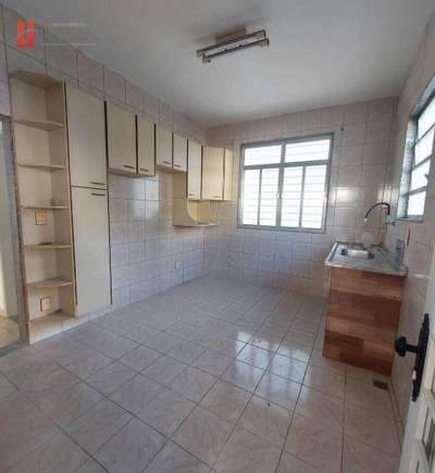 Casa, 4 quartos, 168 m² - Foto 3