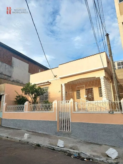 Casa, 3 quartos, 220 m² - Foto 1