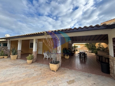 Casa, 4 quartos, 200 m² - Foto 3