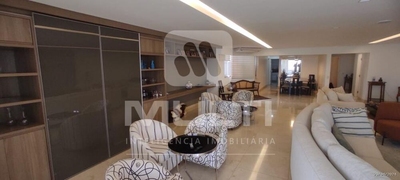 Apartamento, 3 quartos, 272 m² - Foto 1