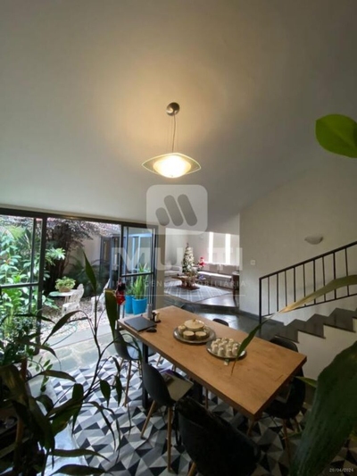 Casa, 3 quartos, 246 m² - Foto 2