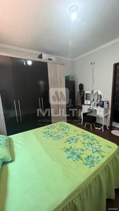 Casa, 5 quartos, 200 m² - Foto 4