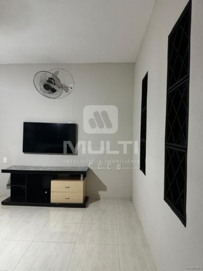 Casa, 4 quartos, 202 m² - Foto 2