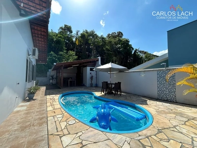 Casa, 4 quartos, 284 m² - Foto 1