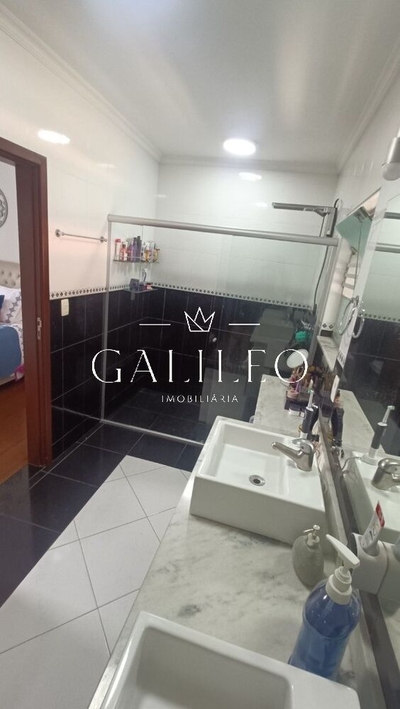 Casa, 3 quartos, 429 m² - Foto 1