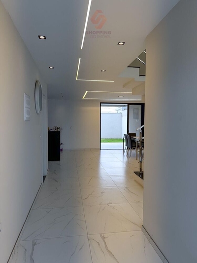 Casa, 3 quartos, 250 m² - Foto 2