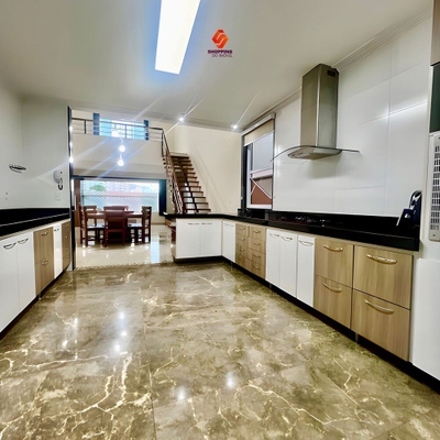 Casa, 3 quartos, 245 m² - Foto 4